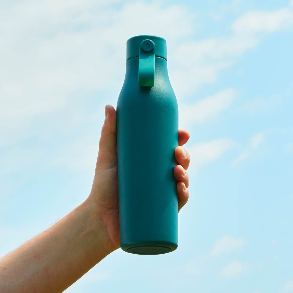 Insulated Water Bottle Insulated Stainless Steel Bottle MOO US - Main Image
