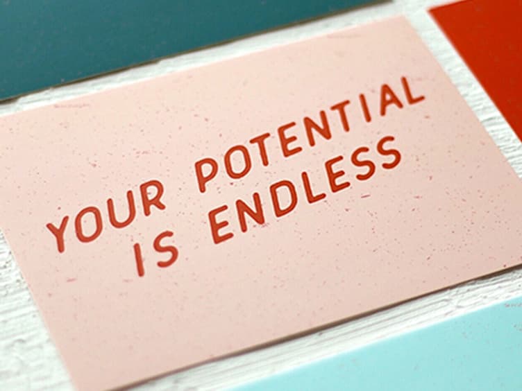 3 reasons to choose Postcards