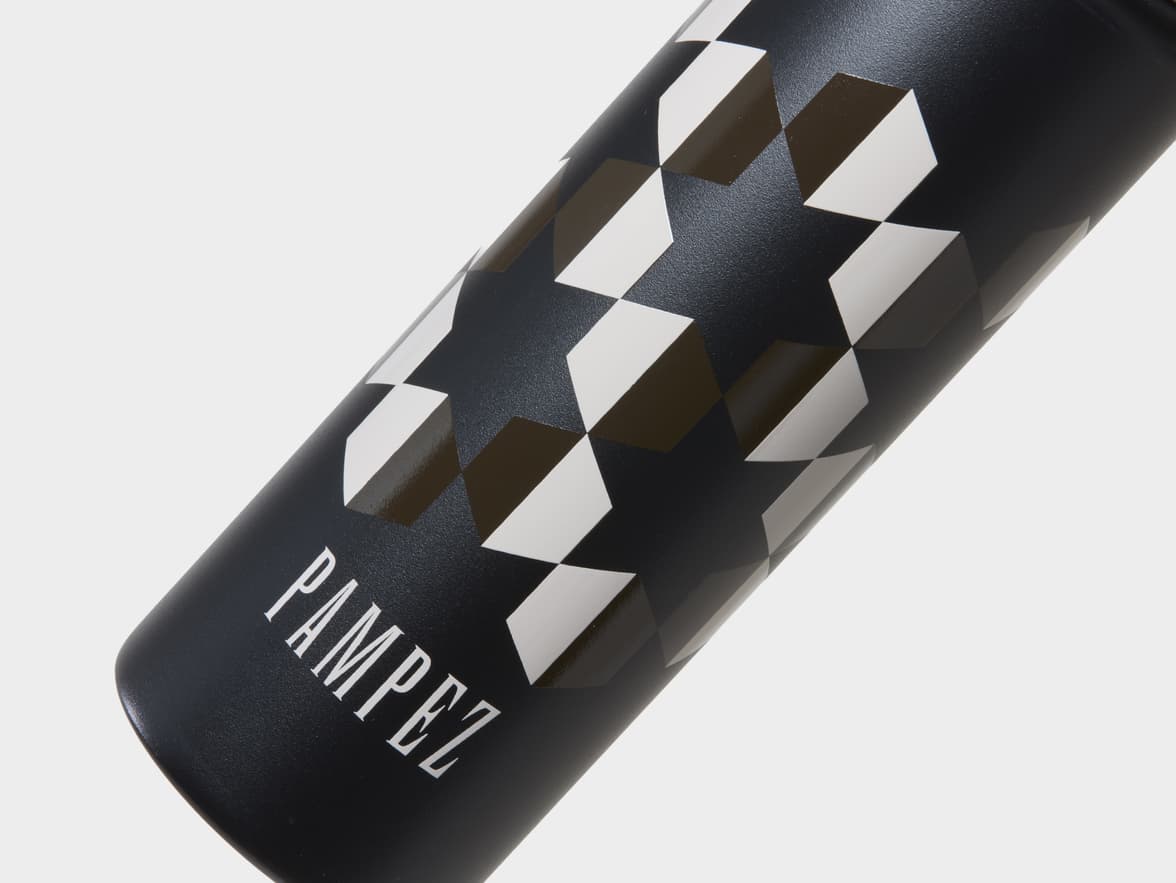 Matte Black H2Go Crux Stainless Steel Bottle Close Up With 360 Wrap Printing Customisation