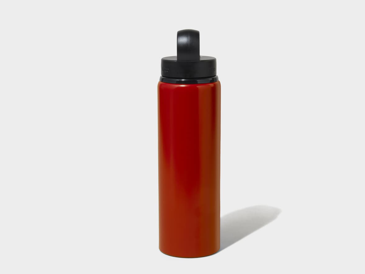 Matte Red H2Go Virtue Aliminum Water Bottle Back View With One-Sided Engraving