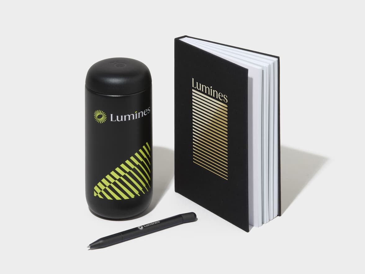 Matte Black Fellow® Carter Move Mug With One-Sided Printing Customisation And Pen And Notepad 