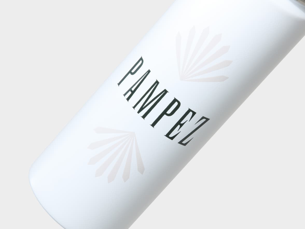 Matte White H2Go Crux Stainless Steel Bottle Close Up With One-Sided Printing Customisation