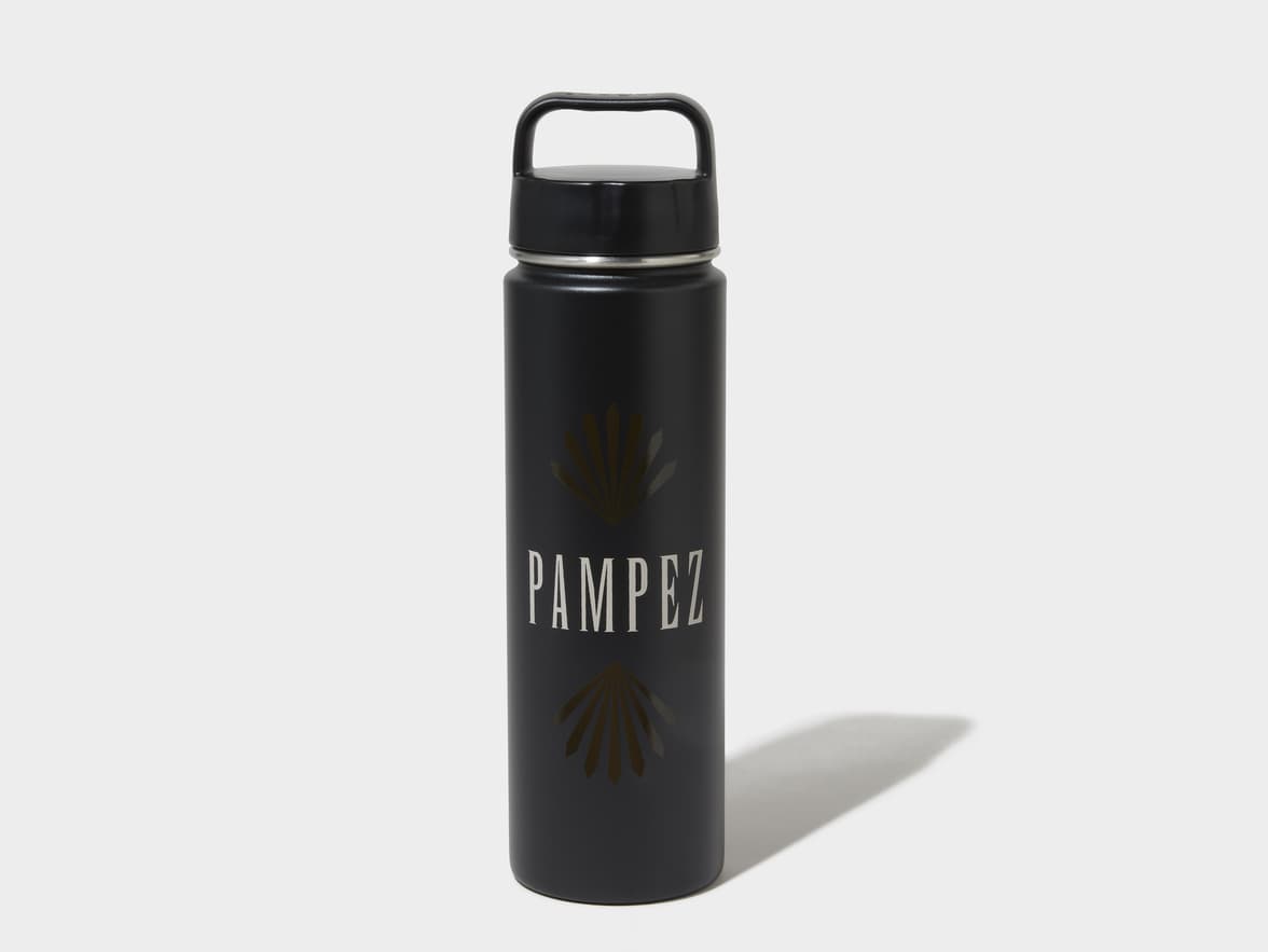 Matte Black H2Go Crux Stainless Steel Bottle Front View With One-Sided Printing Customisation